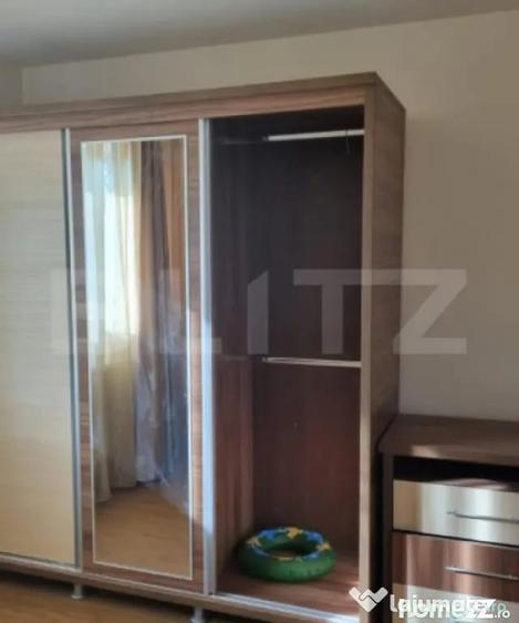Apartament cu 4 camere decomandat în Fălticeni