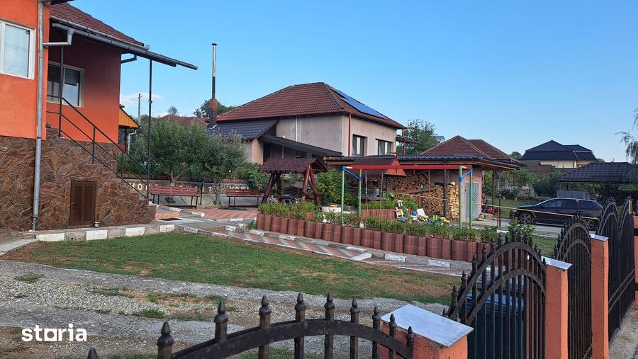 Casă cu 3 camere cu Teren 700 Mp în Mihăești