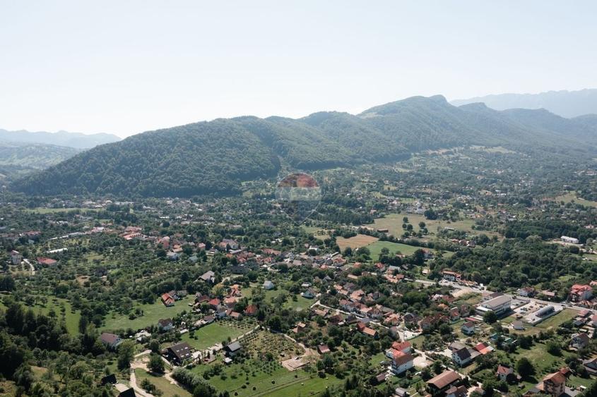 Teren Construcții intravilan de 3000 mp, în Sohodol