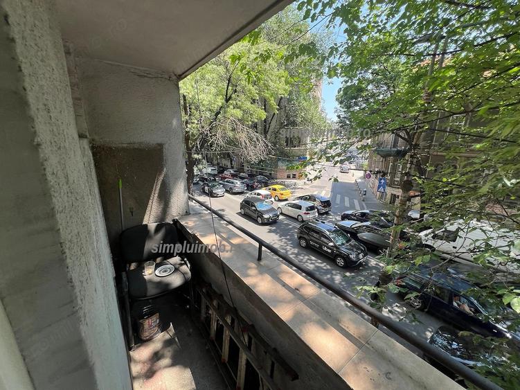 Apartament cu 2 camere semidecomandat în Armeneasca
