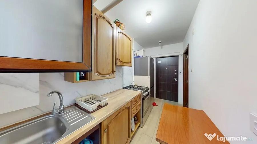 Apartament cu 2 camere semidecomandat în Floreasca