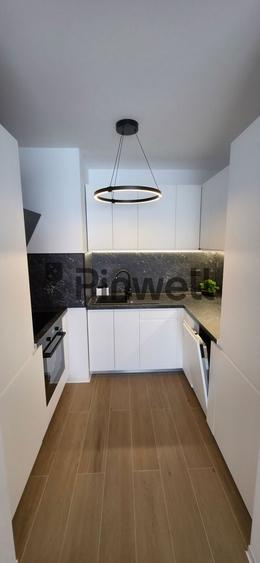 Apartament cu 2 camere semidecomandat în Barbu Văcărescu