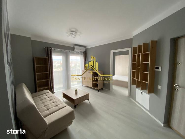 Apartament cu 3 camere semidecomandat în Bulgaria