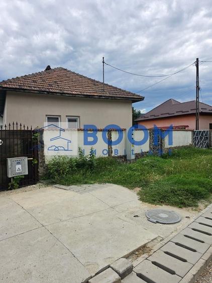 Casă individuală cu 3 camere cu Canalizare în Jiblea Veche