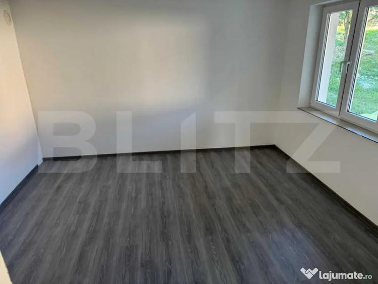 Casă cu 3 camere cu Teren 2500 Mp în Teaca