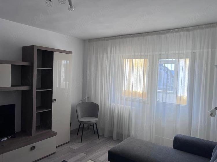 Apartament cu 2 camere decomandat în Traian