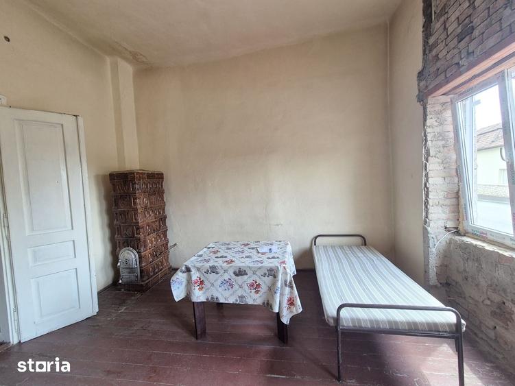 Casă cu 3 camere cu Teren 3378 Mp în Aiud