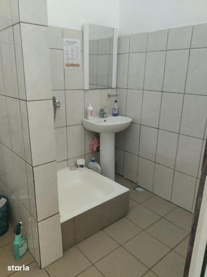 Spațiu comercial, de 180 mp, în Iosia