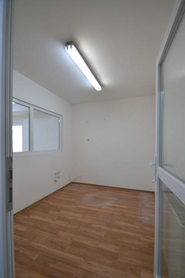Birou, de 260 mp, în Ultracentral