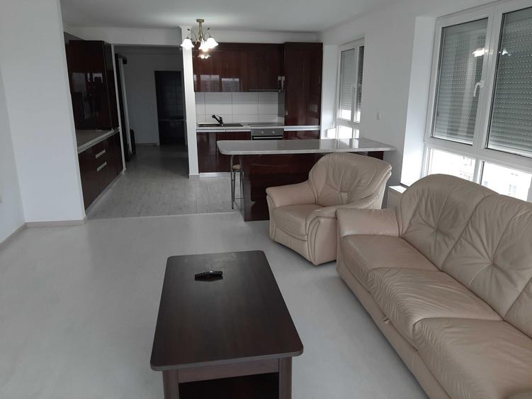 Apartament cu 3 camere decomandat în Șelimbăr