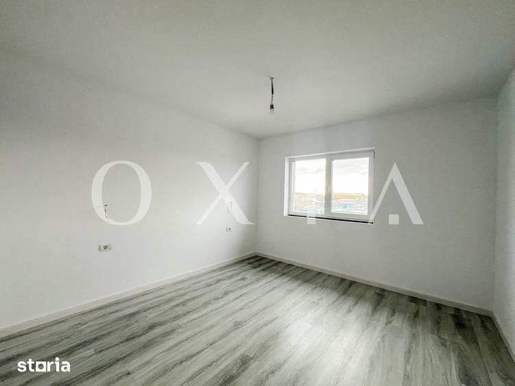 Casă cu 5 camere cu Teren 310 Mp în Remetea Mare