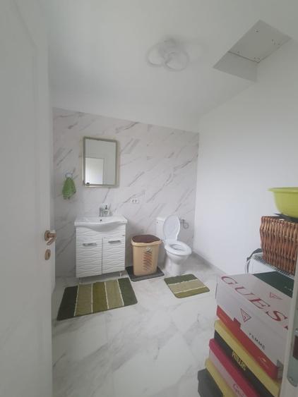 Casă individuală cu 3 camere cu Teren 1400 Mp în Central