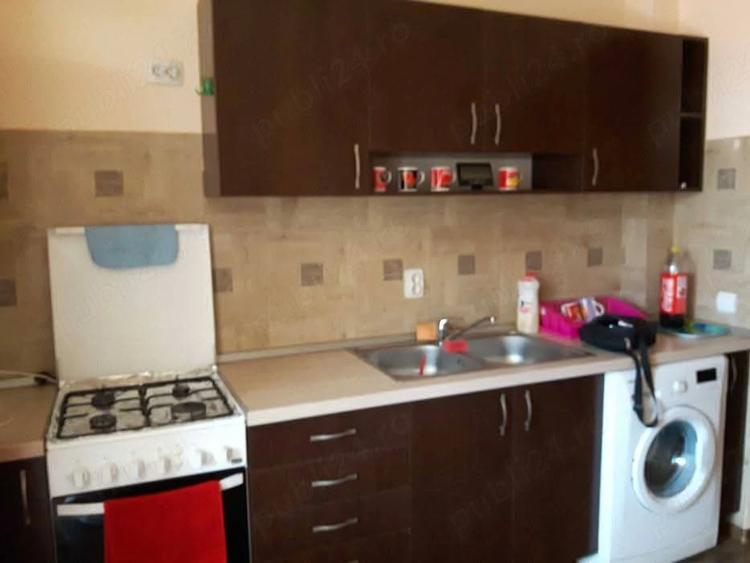 Apartament cu 2 camere decomandat în Florești