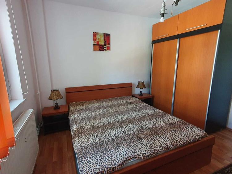Apartament cu 2 camere decomandat în Ultracentral