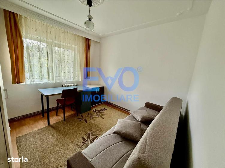 Apartament cu 2 camere decomandat în Nicolina