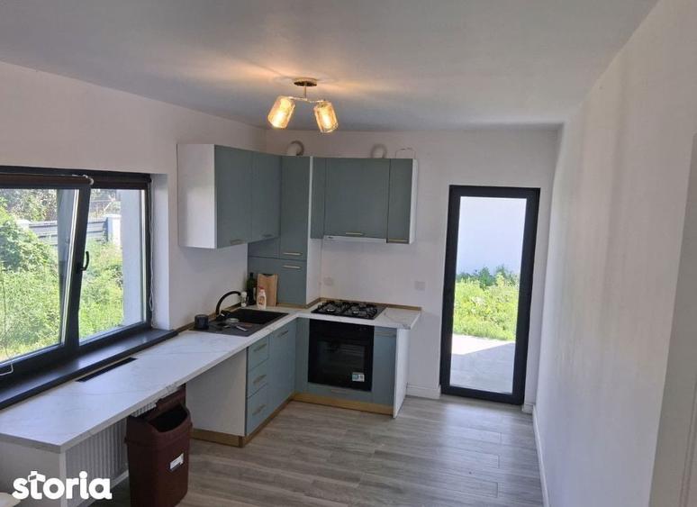 Casă cu 4 camere cu Teren 466 Mp în Holboca