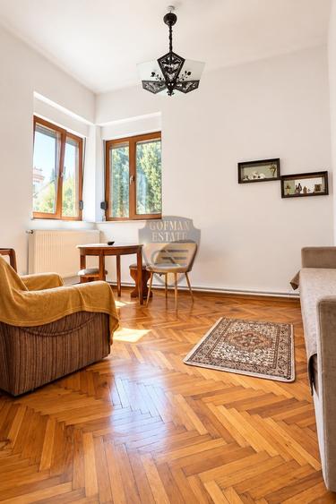 Apartament cu 4 camere în Peninsula