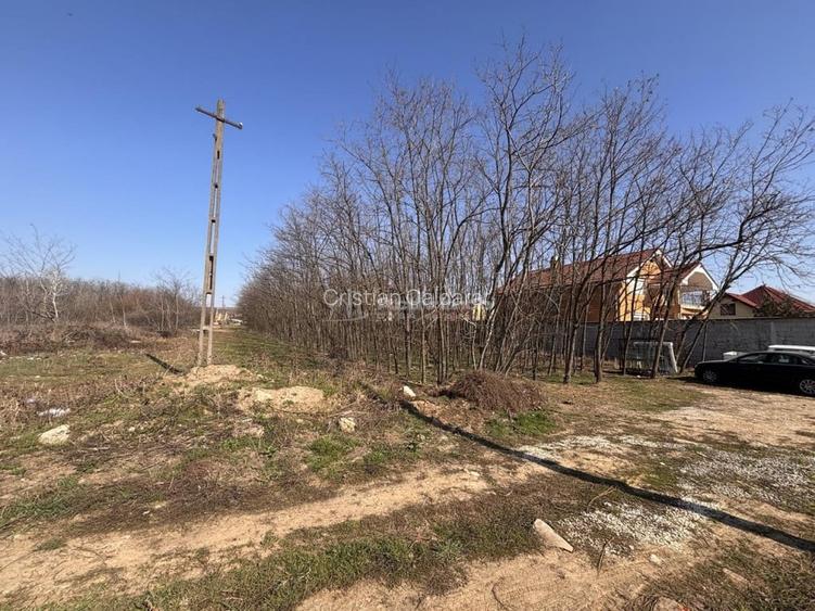 Teren de Oradea cartier Oncea 2454 mp intravilan toate util