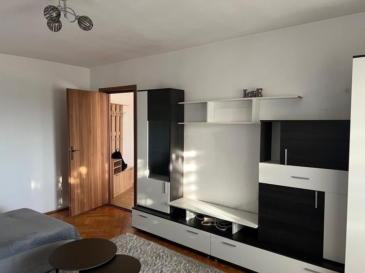 Apartament cu 2 camere în Tolstoi
