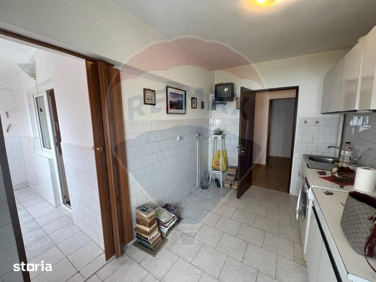 Apartament cu 2 camere în Exterior Est