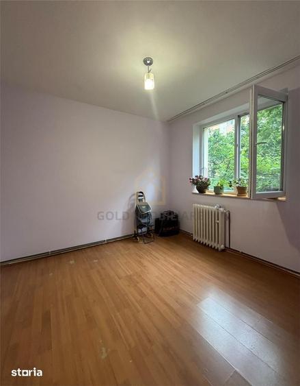 Apartament cu 3 camere în Republicii
