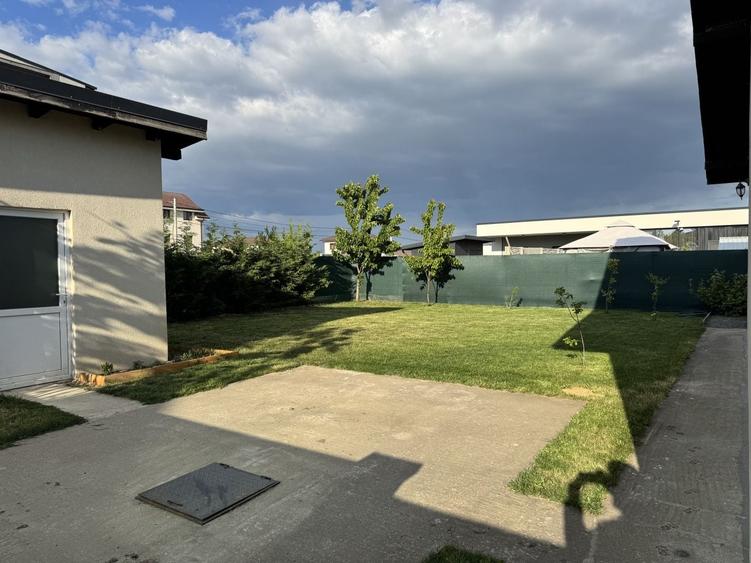 Casă cu 3 camere cu Teren 395 Mp în Moșnița Nouă