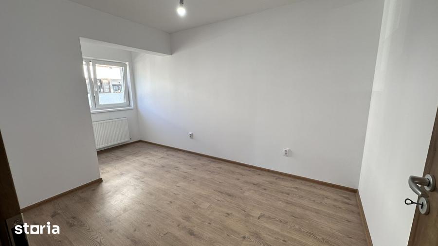 Apartament cu 4 camere decomandat în Șelimbăr