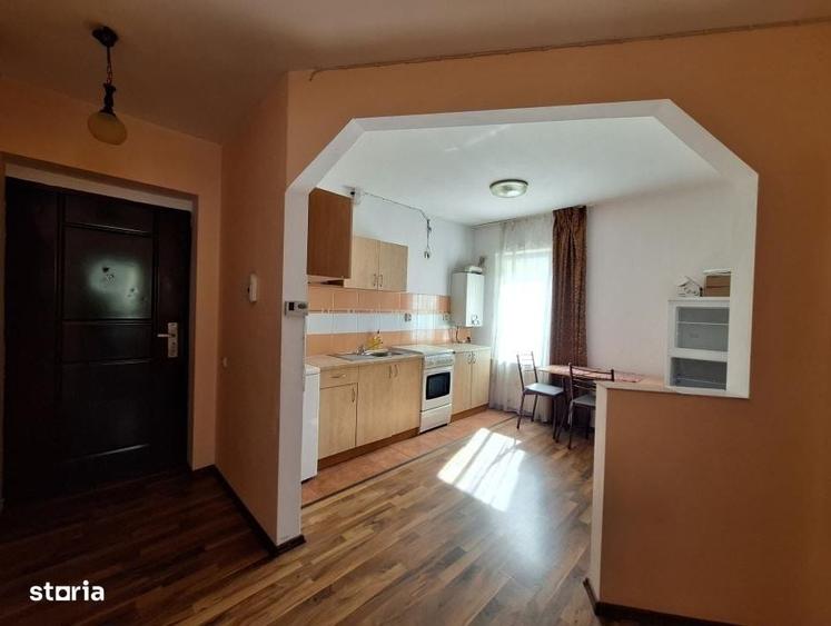 Apartament cu 2 camere decomandat în Florești