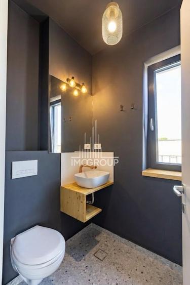 Duplex cu 4 camere cu Canalizare în Gruia