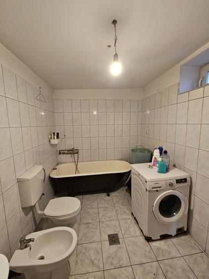 Casă individuală cu 3 camere cu Canalizare în Giarmata