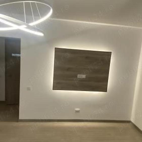 Apartament cu 2 camere decomandat în Drumul Taberei