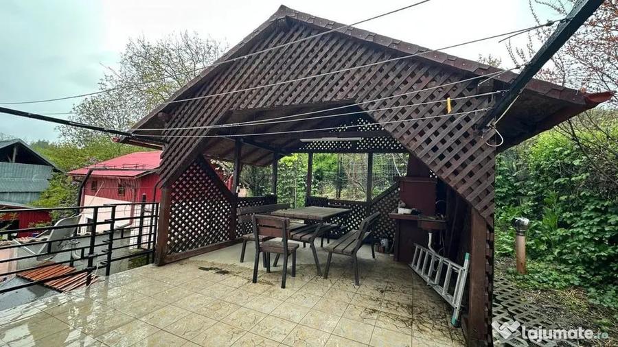 Casă cu 3 camere cu Teren 1397 Mp în Ștefănești