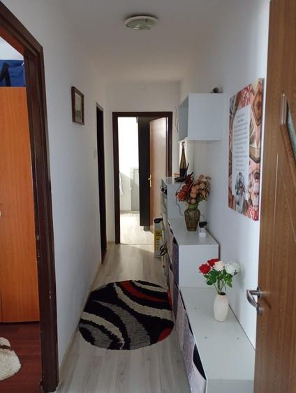 Apartament 3 camere + balcon, 70 mp, valea rosie - 3
