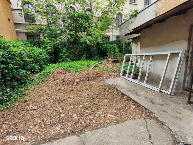 Casă cu 3 camere în Cișmigiu