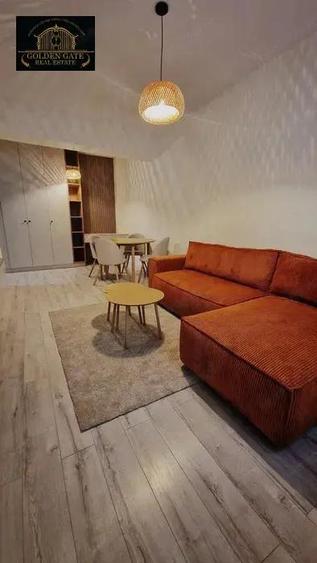 Apartament cu 2 camere decomandat, mobilat în Uverturii