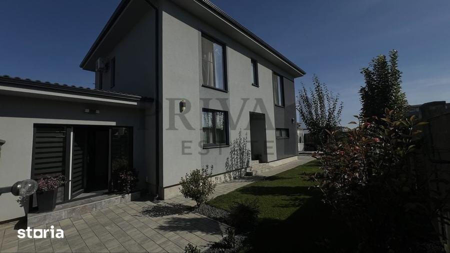 Casă cu 5 camere cu Teren 352 Mp în Giroc