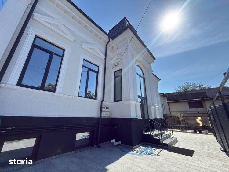 Casă cu 9 camere cu Teren 232 Mp în Ana Ipătescu