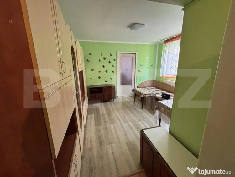 Apartament de vanzare, cu 2 camere, 36 mp, zona est - 1