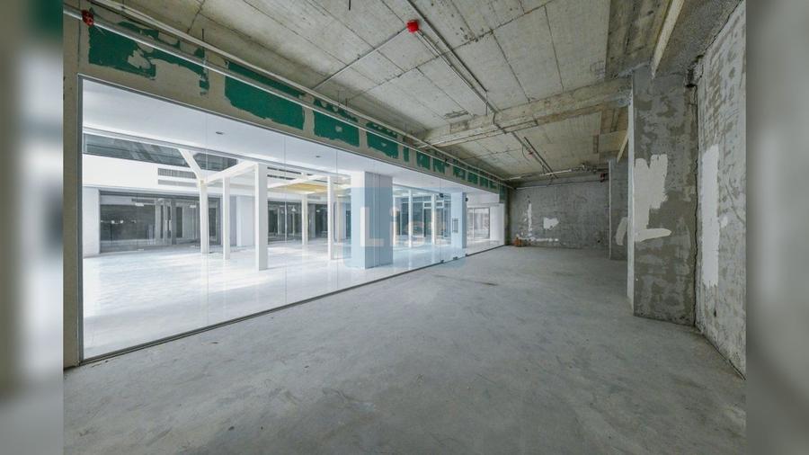 Spațiu comercial, în Sopor