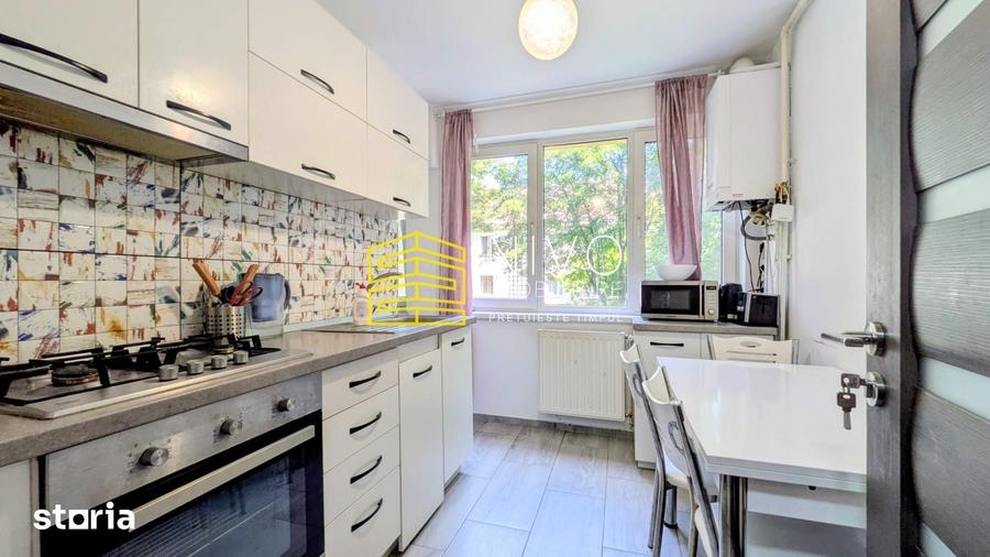 Apartament cu 2 camere decomandat în 22 Decembrie 1989
