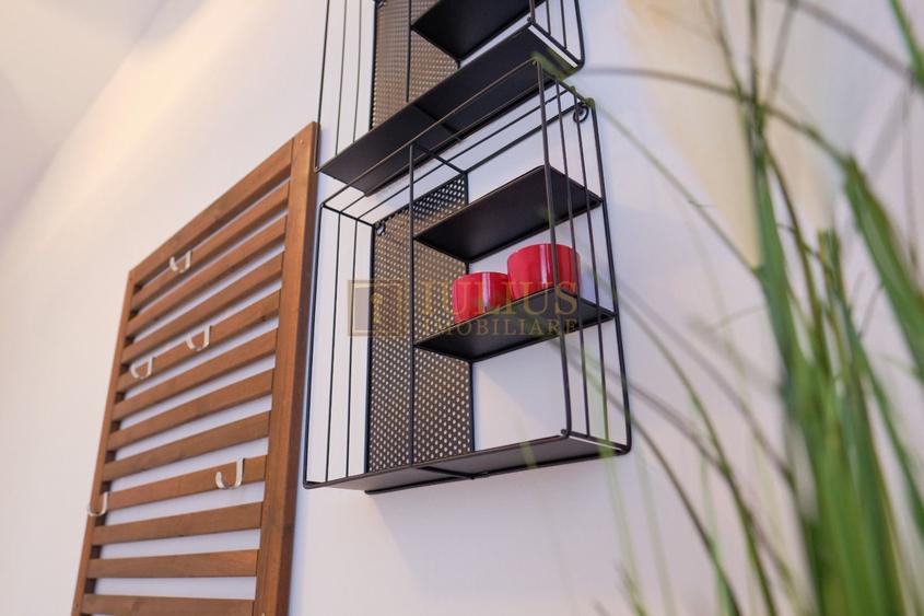 Apartament cu 3 camere, mobilat în Soarelui