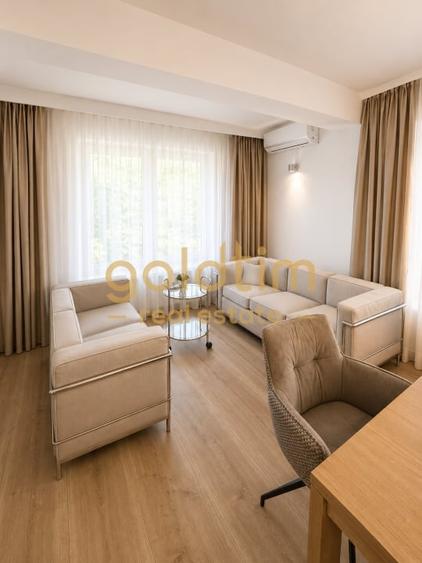 Duplex cu 5 camere cu Canalizare în Iancu Nicolae