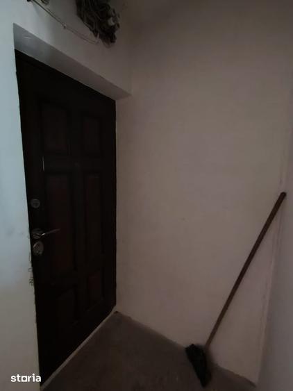 Apartament cu 2 camere semidecomandat în Micro 11