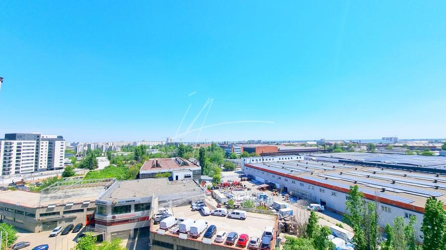 Garsonieră semidecomandată în Titan
