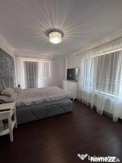 Casă cu 7 camere cu Teren 250 Mp în Rădăuți