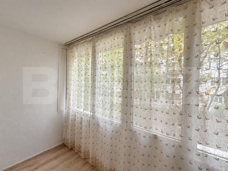 Apartament cu 2 camere decomandat, mobilat în Podu Roș