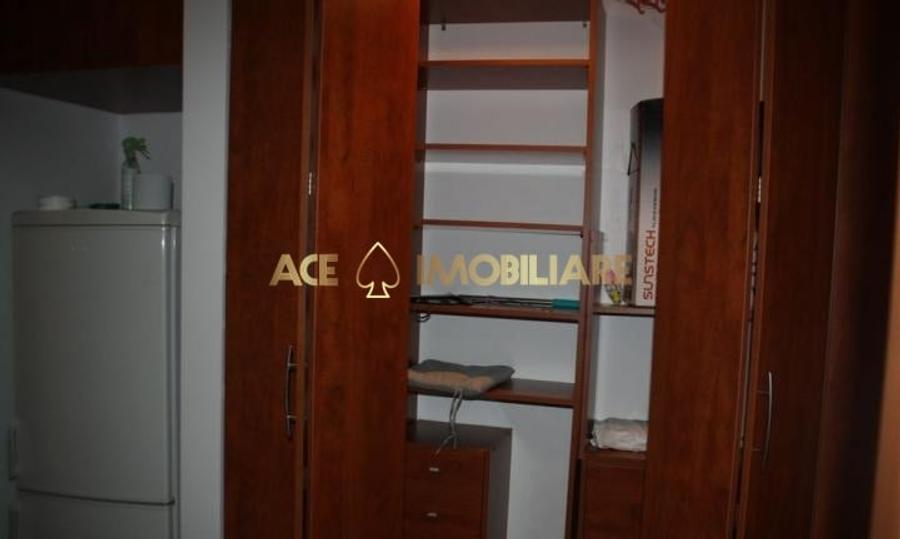 Garsonieră decomandată, mobilată în Tineretului