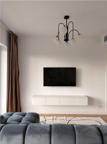 Apartament cu 3 camere semidecomandat, mobilat în Străulești