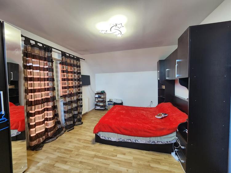 Casă individuală cu 4 camere cu Teren 440 Mp în Serele Vișoianu