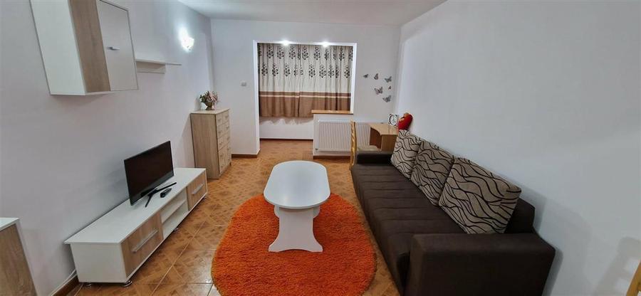 Apartament cu 2 camere circular în Tătărași
